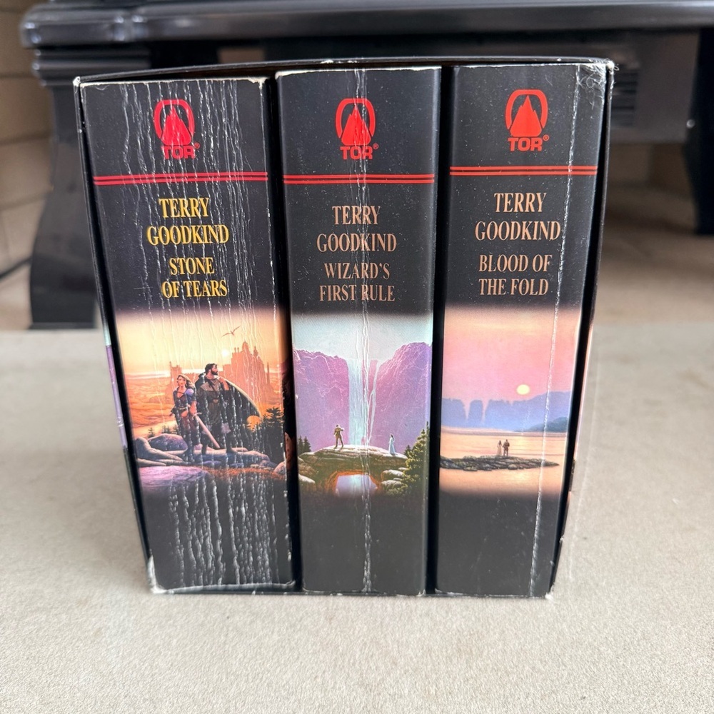 Terry Goodkind The Sword of Truth First Boxed Set - Black